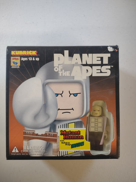 Planet of the Apes: Mutant Human with Subway Stage - Medicom Toy