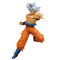 Dragon Ball Z: Son Goku Ultra Instinct - Super Chosenshiretsuden II Vol.1